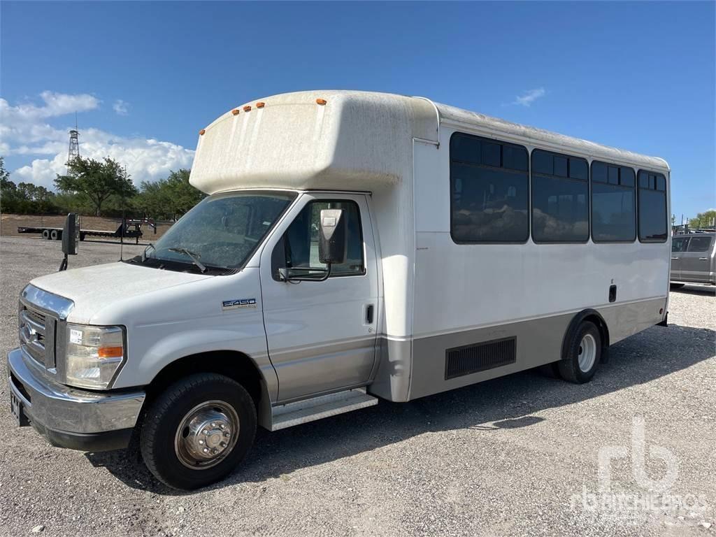 Ford E450 Междугородные автобусы