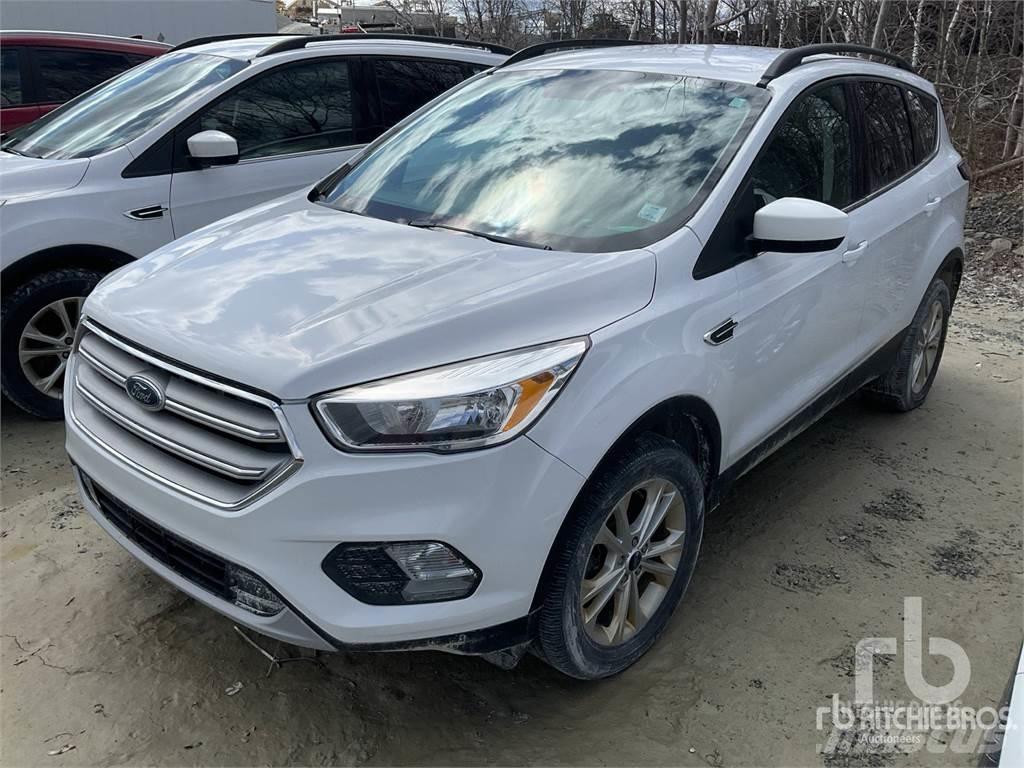 Ford ESCAPE Бортовые фургоны
