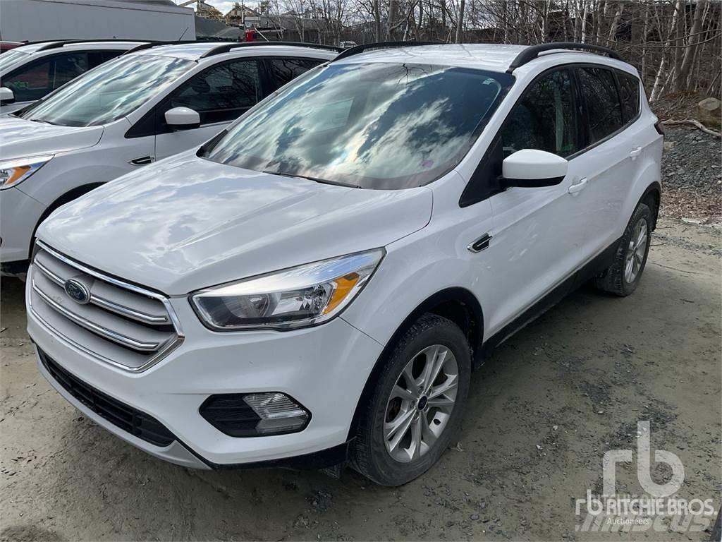 Ford ESCAPE Бортовые фургоны