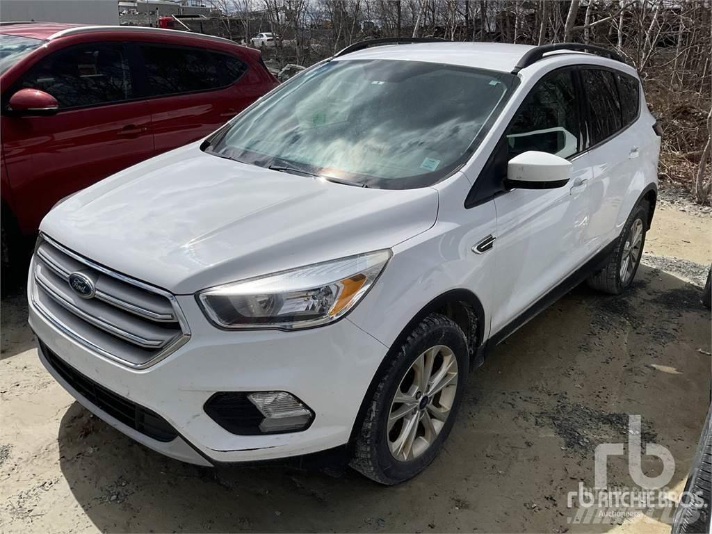 Ford ESCAPE Бортовые фургоны