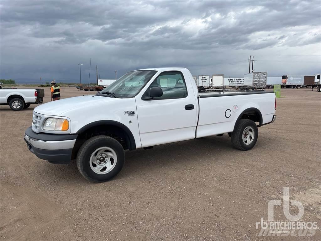 Ford F-150 Бортовые фургоны