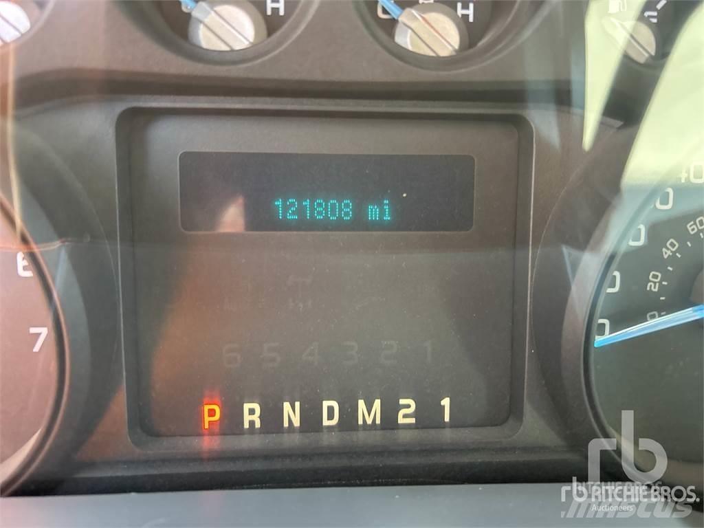 Ford F-250 Бортовые фургоны