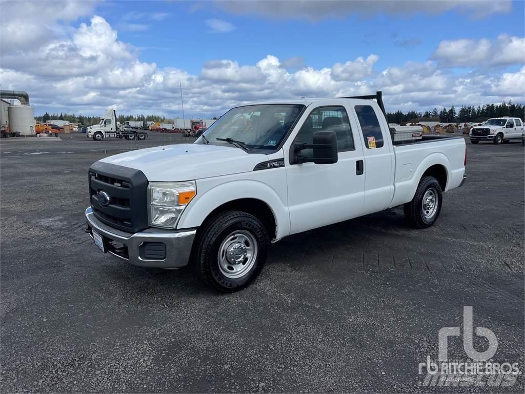 Ford F-250 Бортовые фургоны