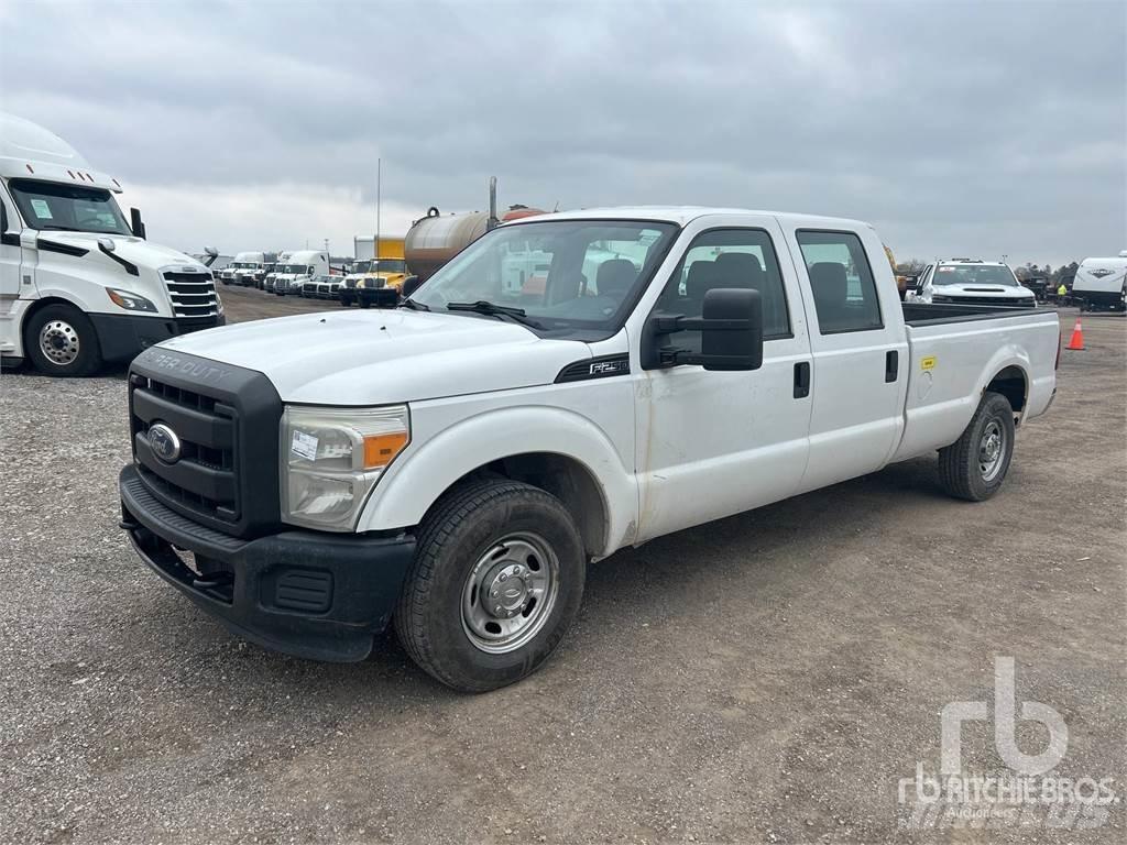 Ford F-250 Бортовые фургоны