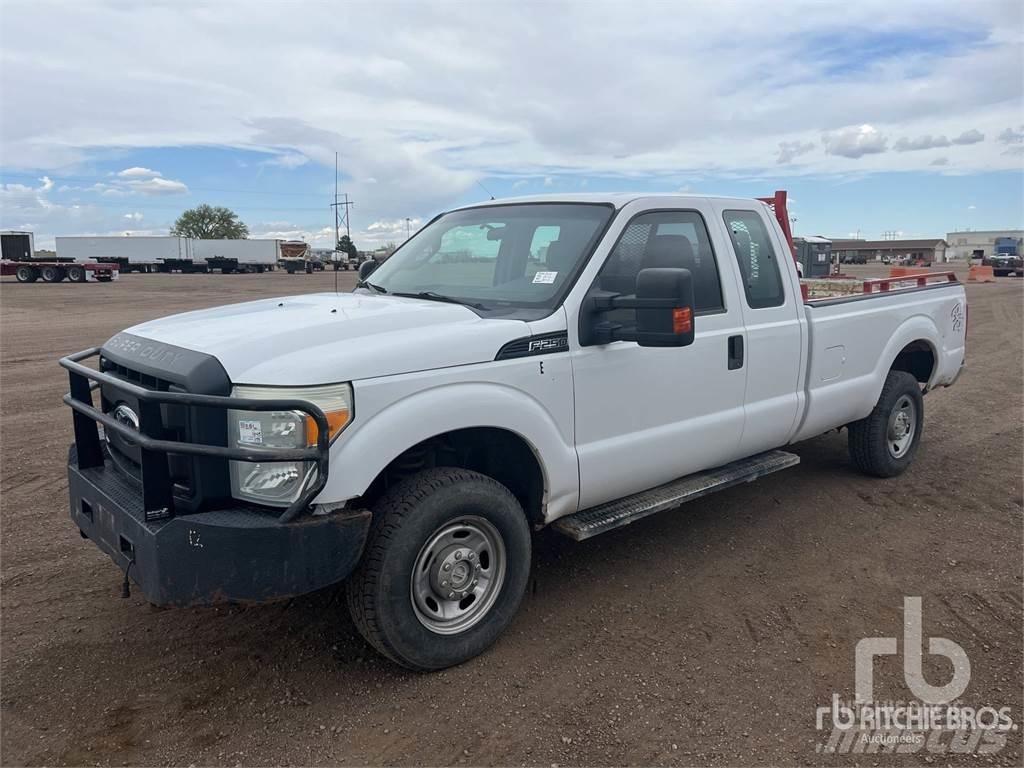 Ford F-250 Бортовые фургоны