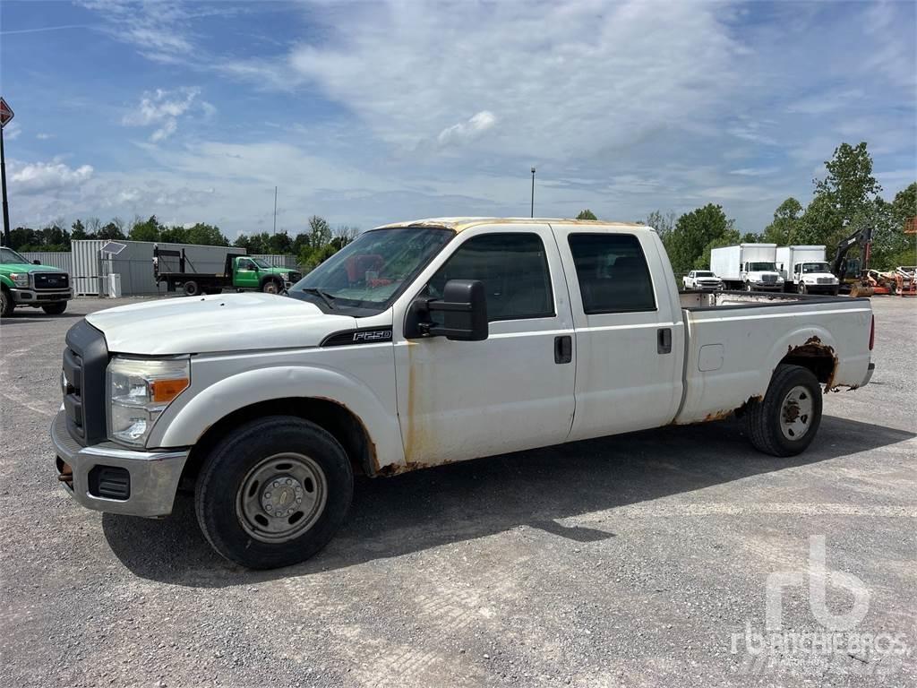 Ford F-250 Бортовые фургоны