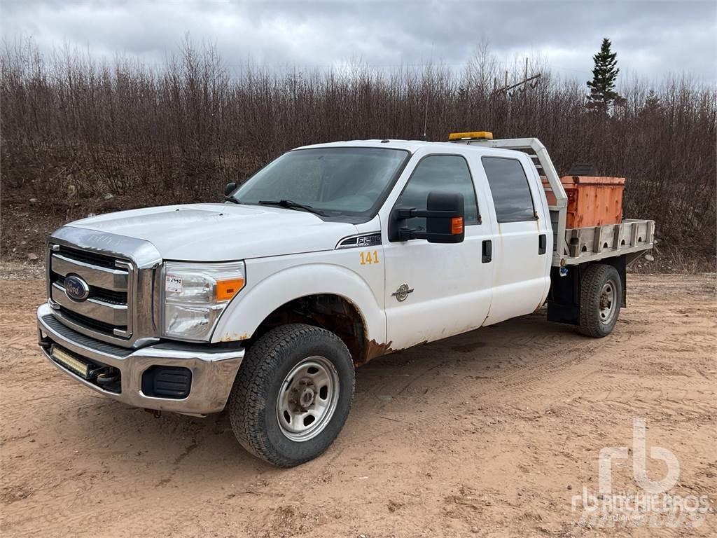 Ford F-250 Грузовики-платформы/боковая разгрузка