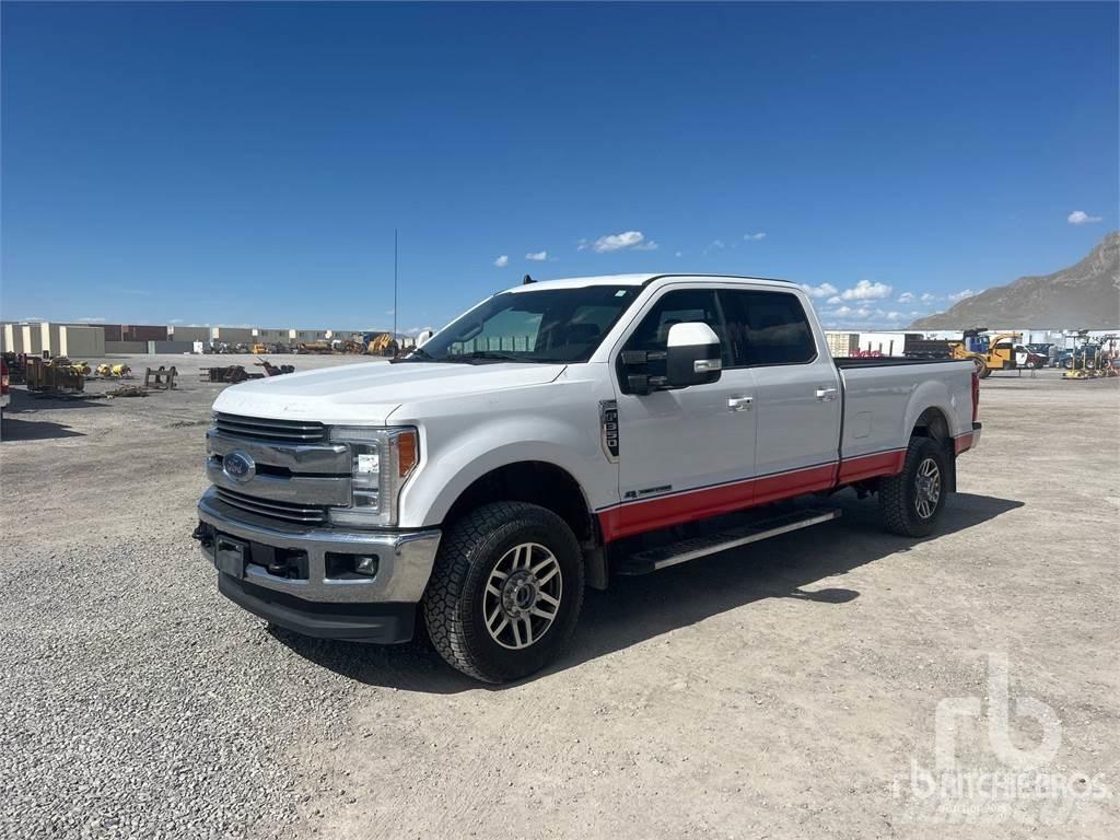 Ford F-350 Бортовые фургоны