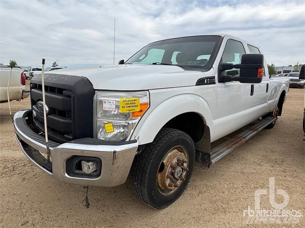 Ford F-350 Бортовые фургоны