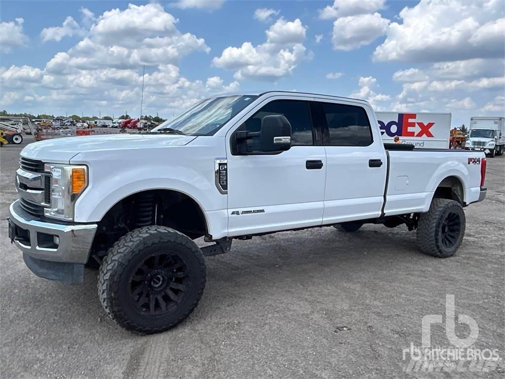 Ford F-350 Бортовые фургоны