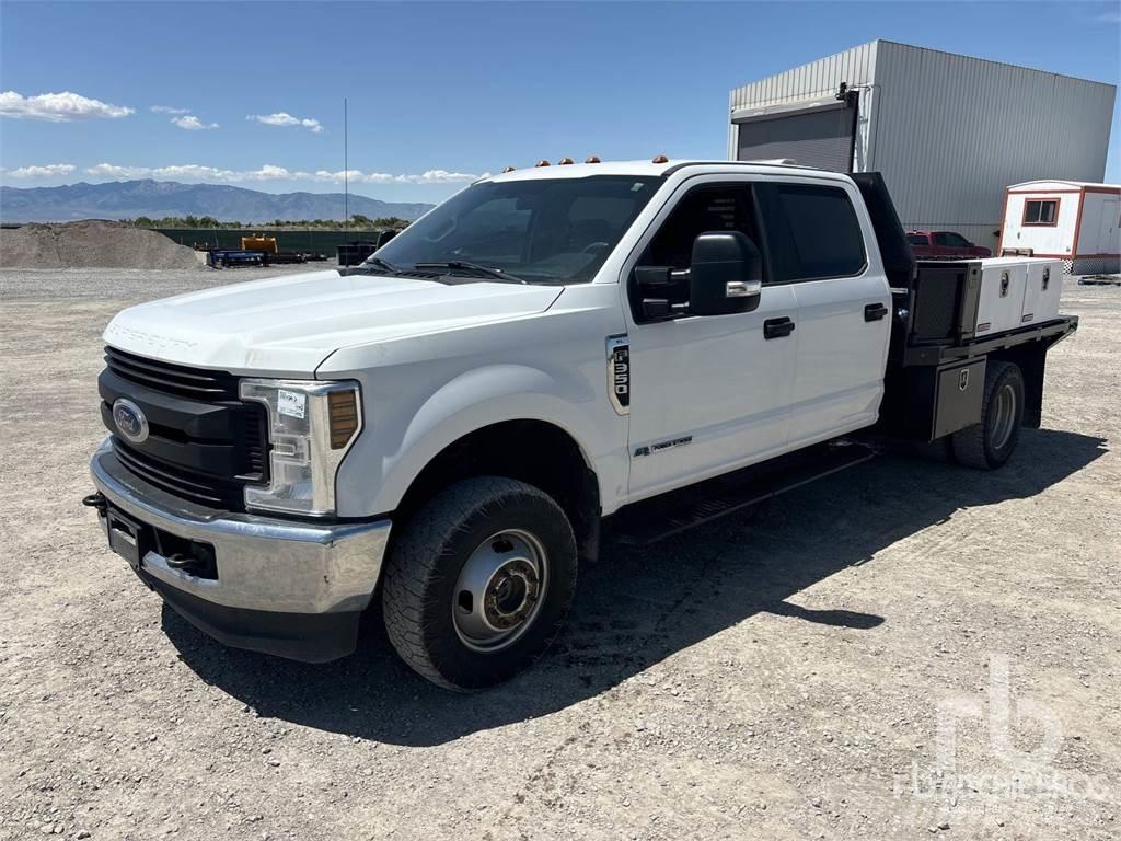 Ford F-350 Бортовые фургоны