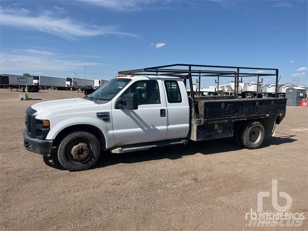 Ford F-350 Грузовики-платформы/боковая разгрузка