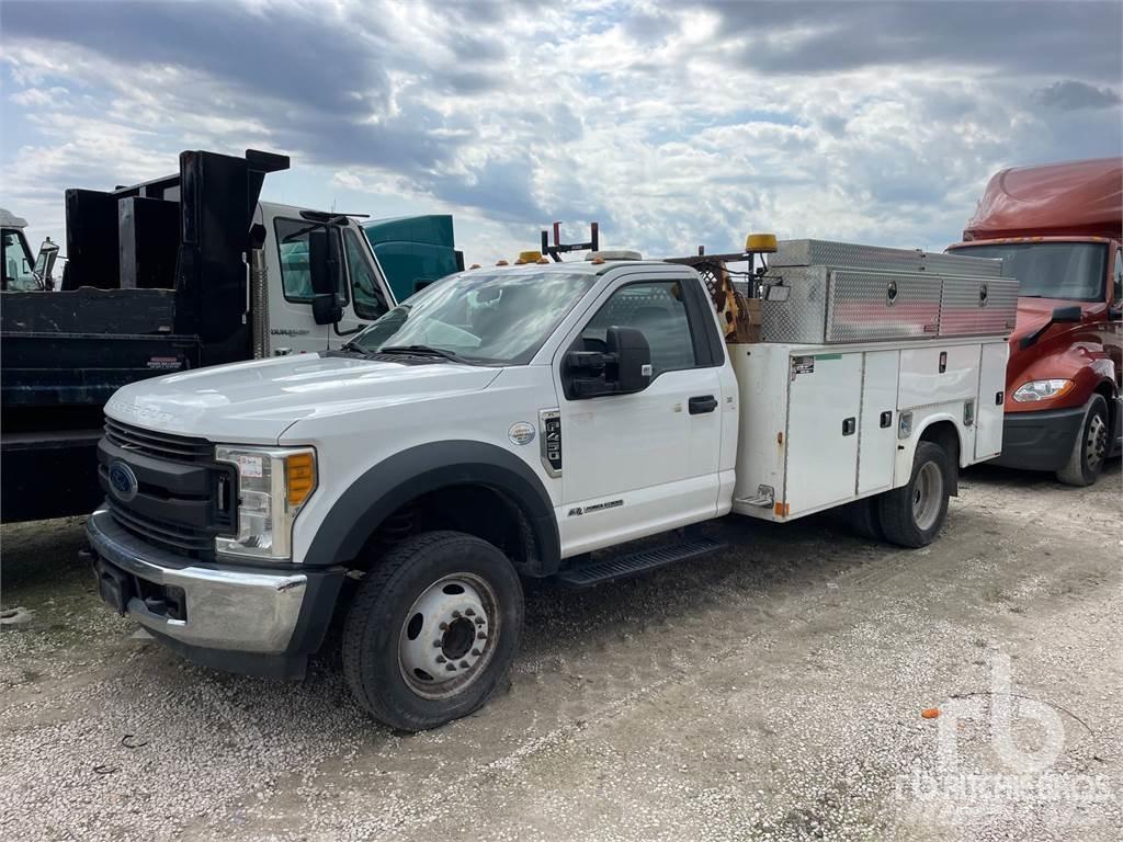 Ford F-450 Комбинированные дорожные машины