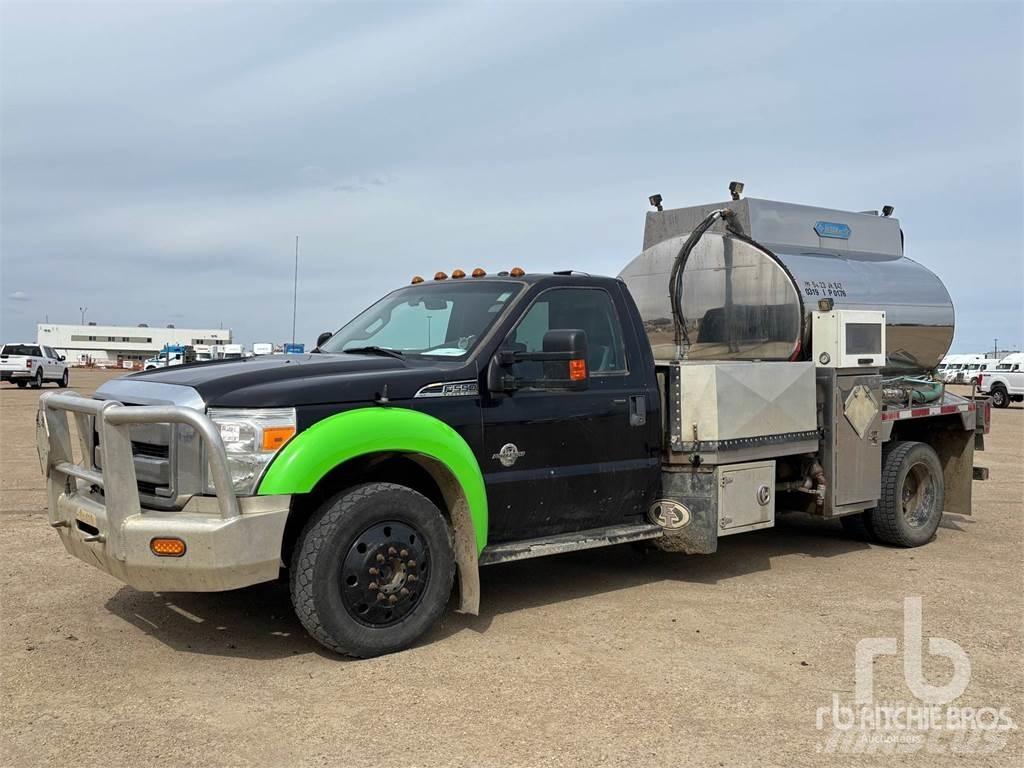 Ford F-550 Специальные грузовики