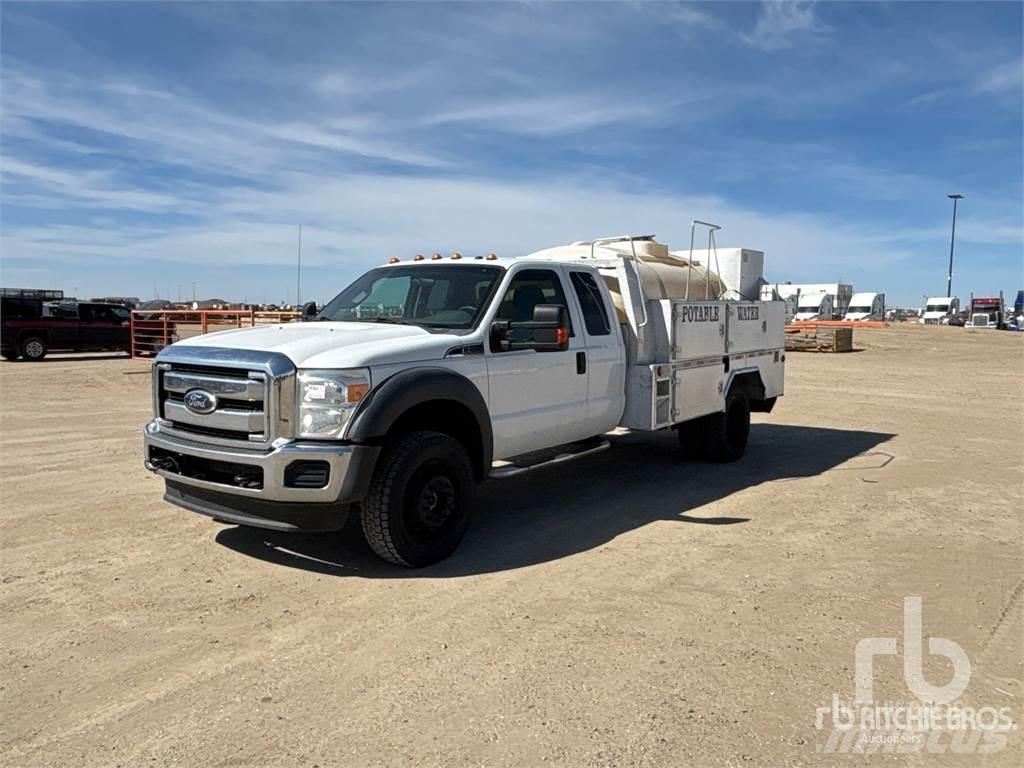 Ford F-550 Комбинированные дорожные машины