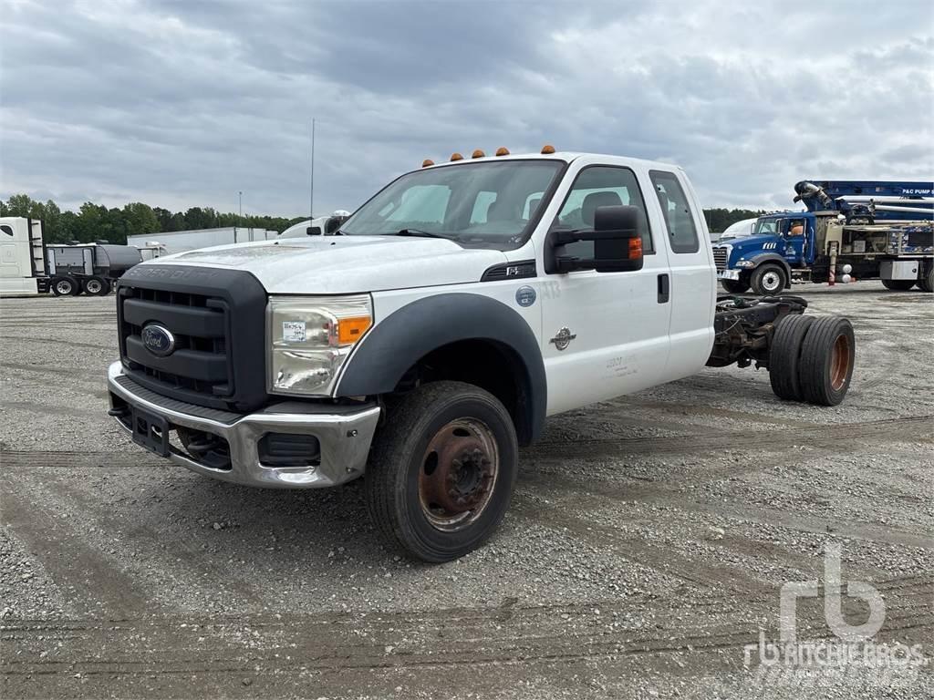 Ford F-550 Коммунальные машины