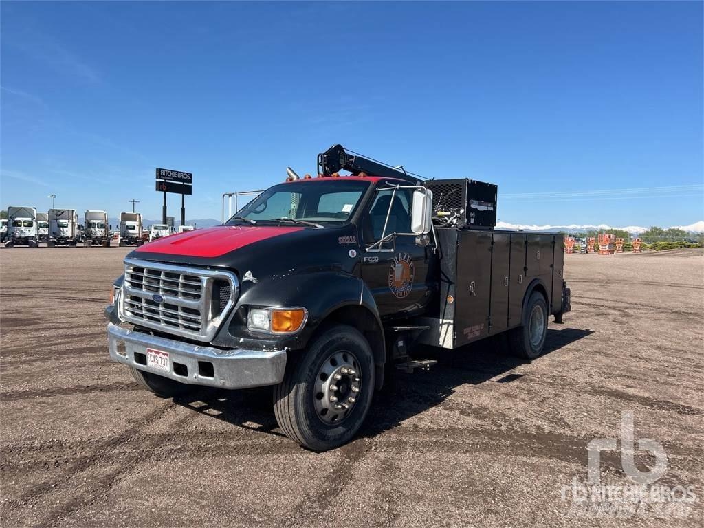 Ford F-650 Комбинированные дорожные машины