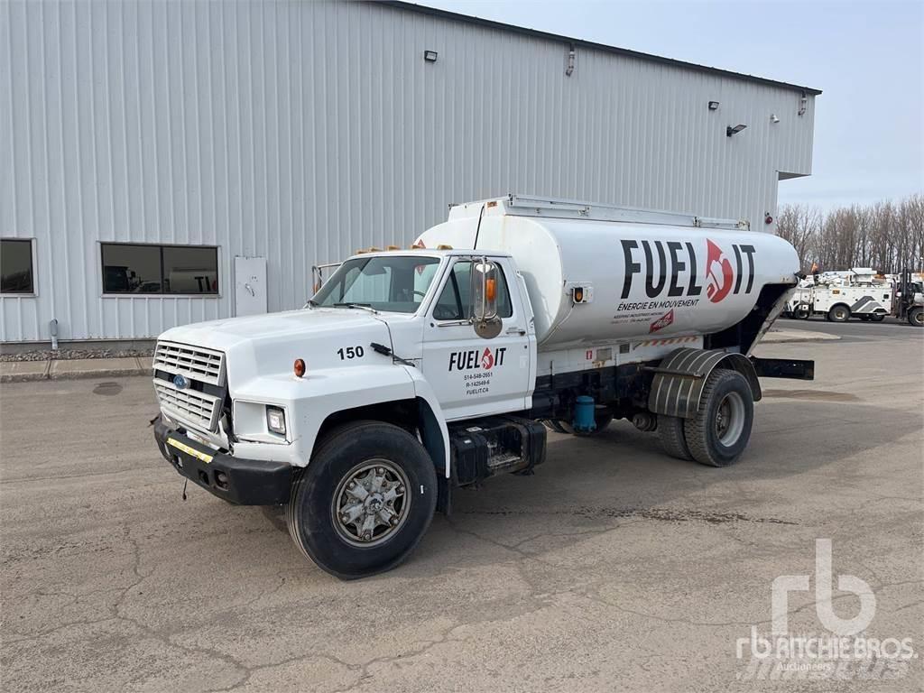 Ford F600 Грузовики-цистерны