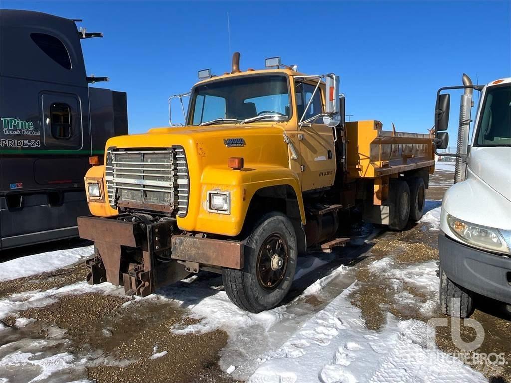 Ford L8000 Грузовики-Самосвалы