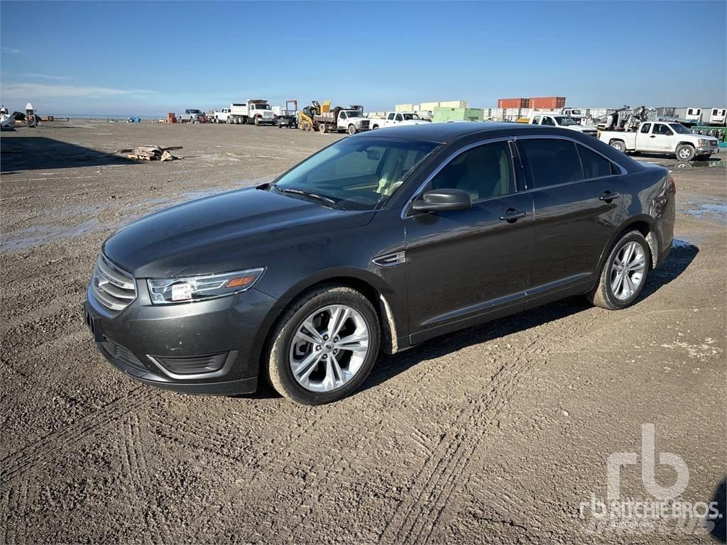Ford TAURUS Легковые автомобили
