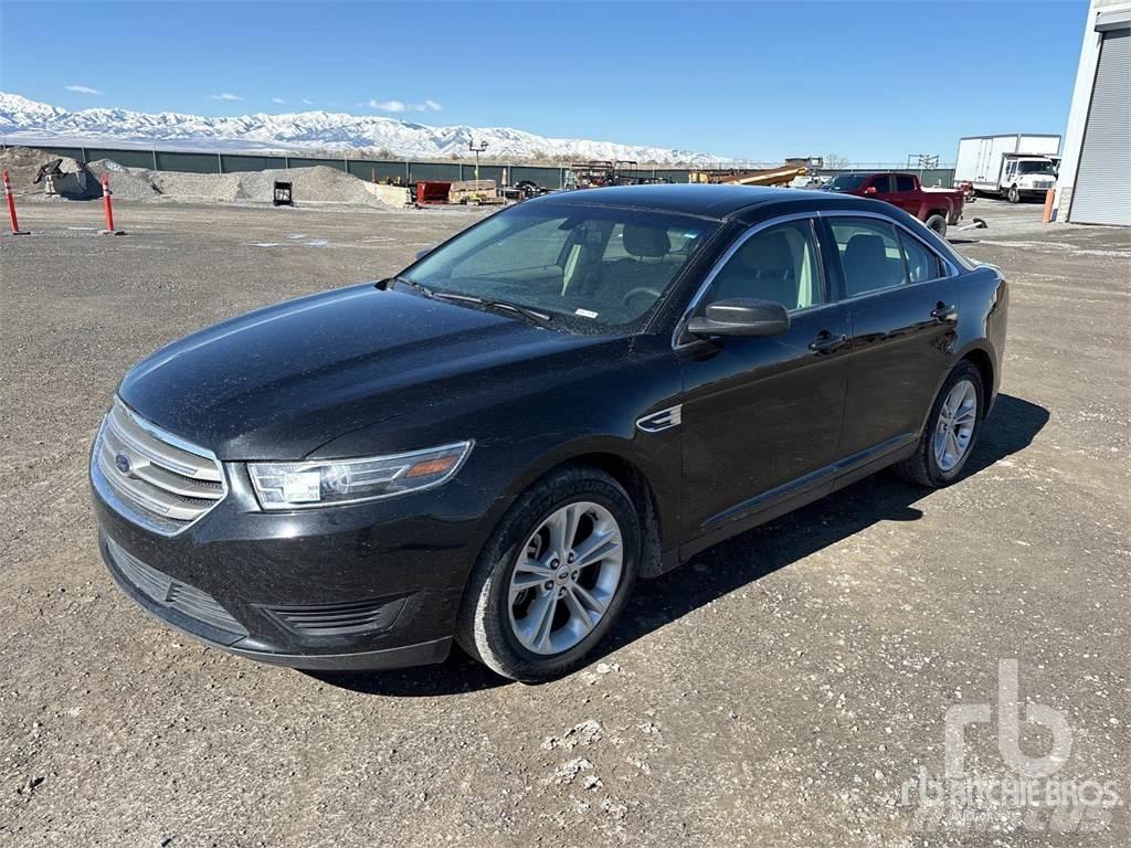 Ford TAURUS Легковые автомобили