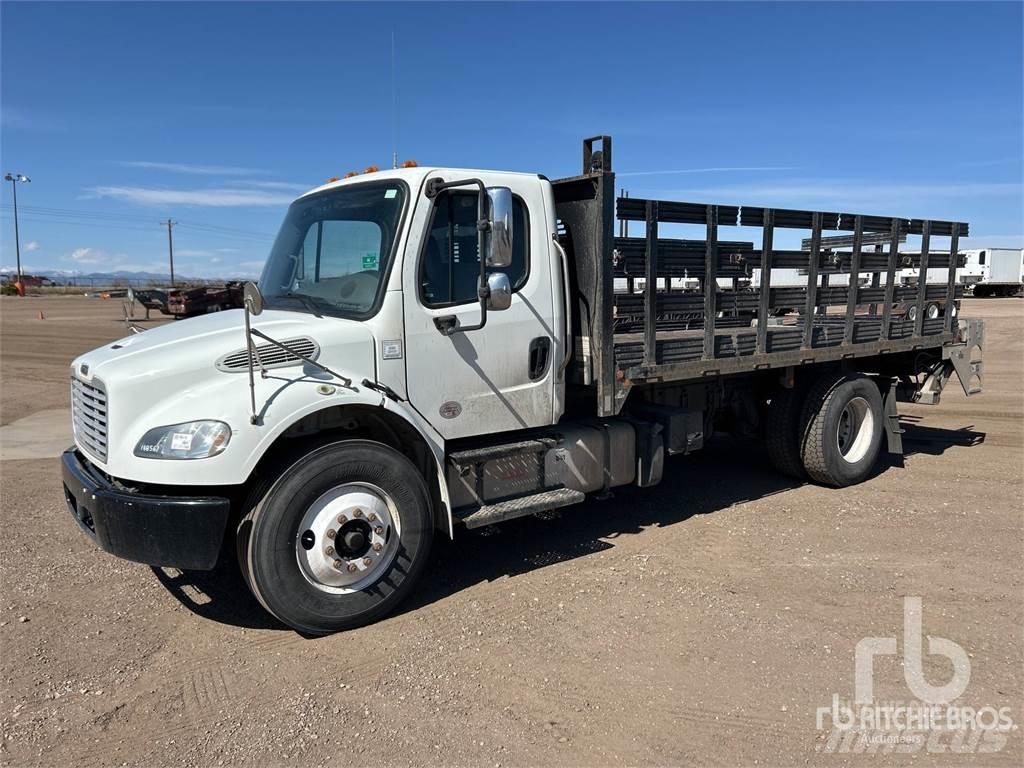 Freightliner M2 Грузовики-платформы/боковая разгрузка