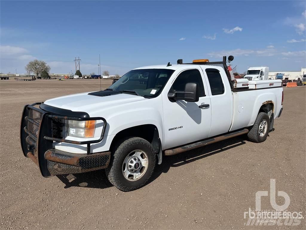 GMC 2500 Бортовые фургоны