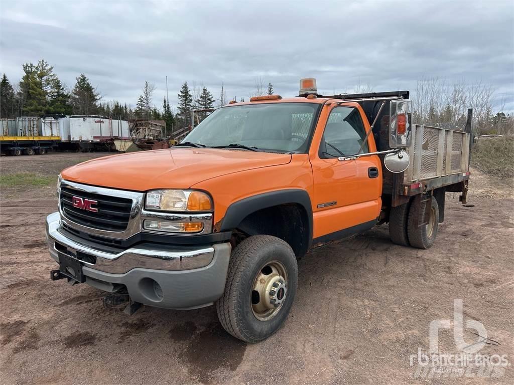 GMC 3500 Грузовики-платформы/боковая разгрузка