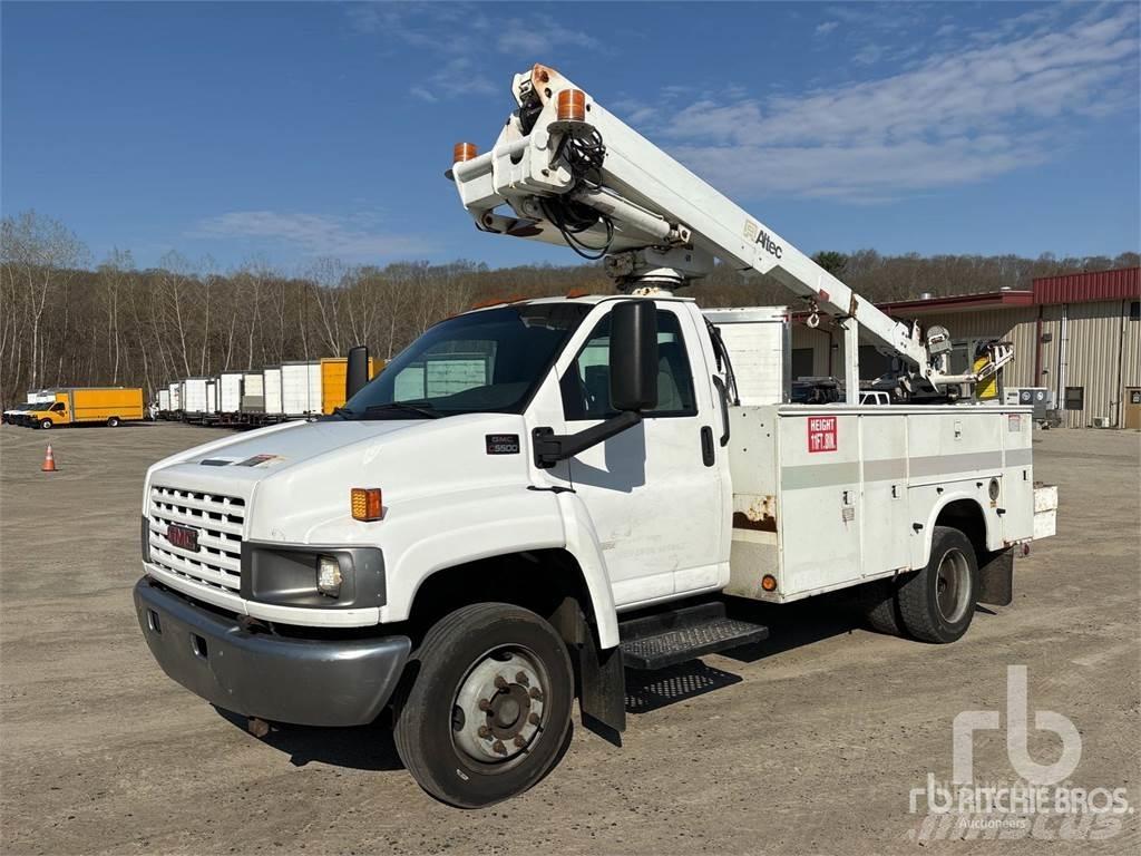 GMC C5500 Прицепные подъёмники
