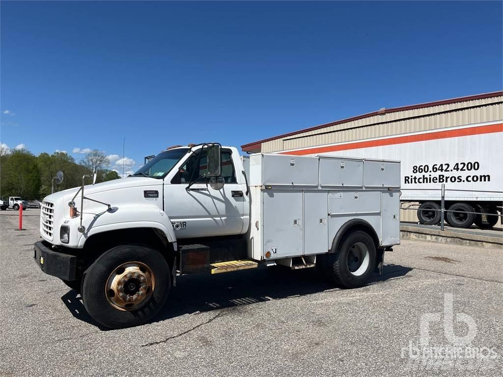GMC C7500 Комбинированные дорожные машины