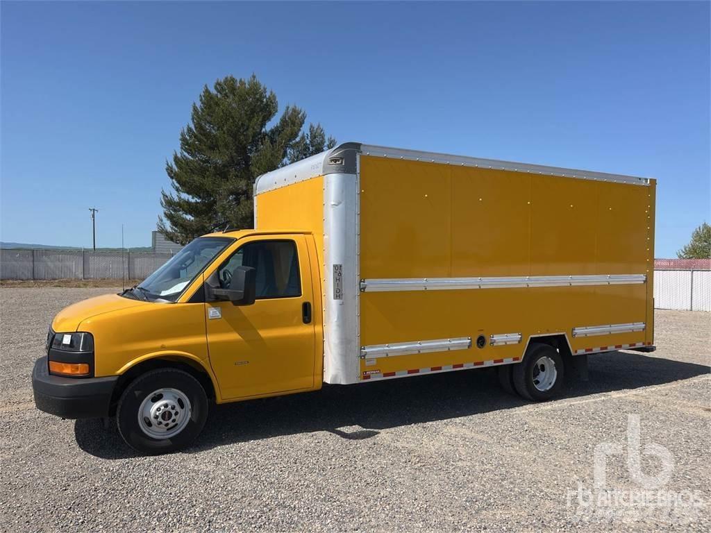 GMC G33903 Изотермический фургон