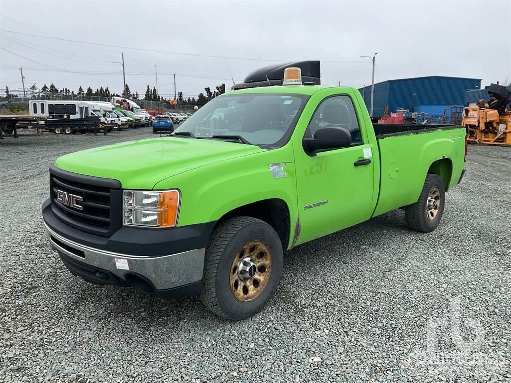 GMC SIERRA 1500 Бортовые фургоны