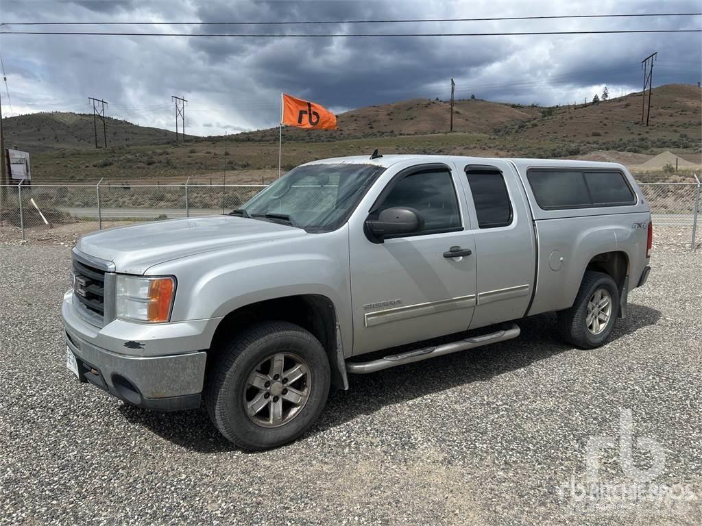 GMC SIERRA 1500 Бортовые фургоны