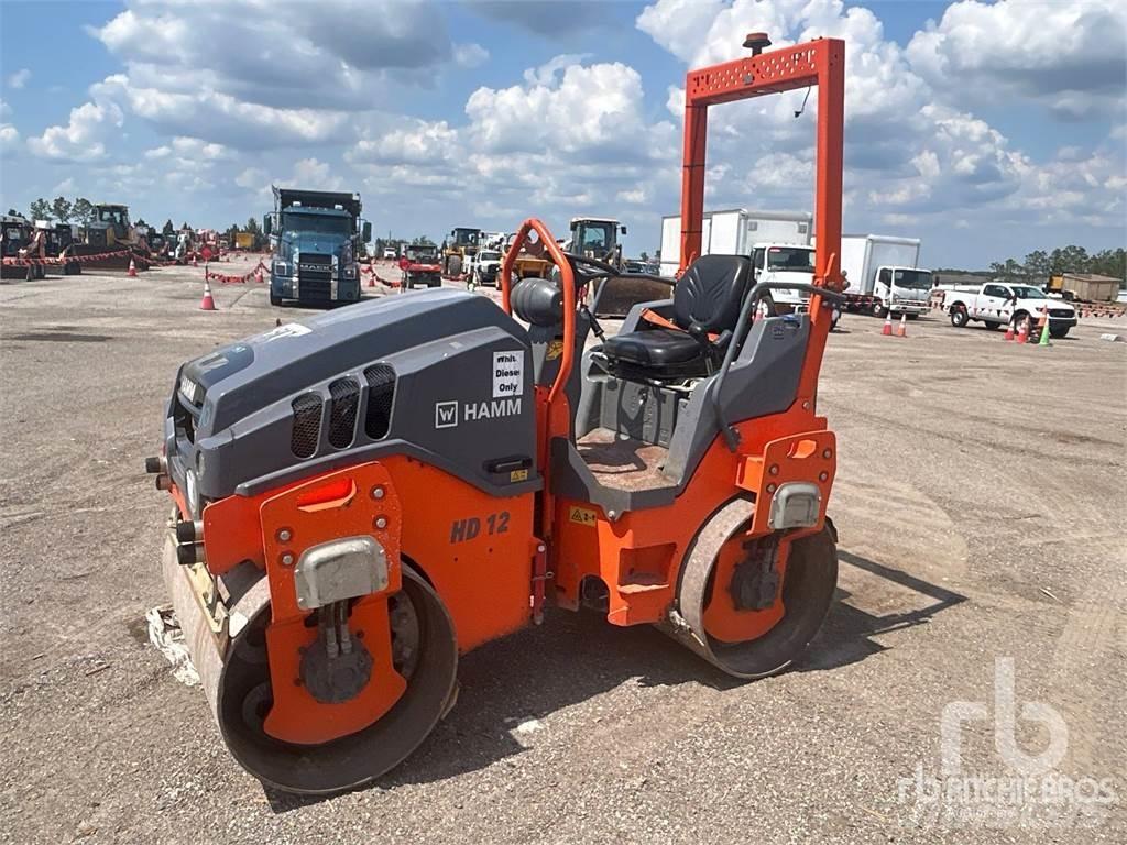 Hamm 12VV Катки тротуарные