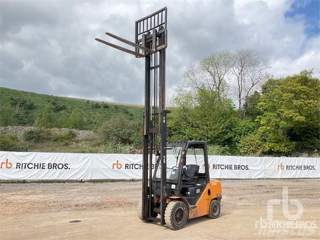 Hangcha XF35D Дизельные погрузчики