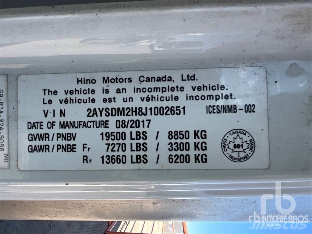 Hino 195 Изотермический фургон