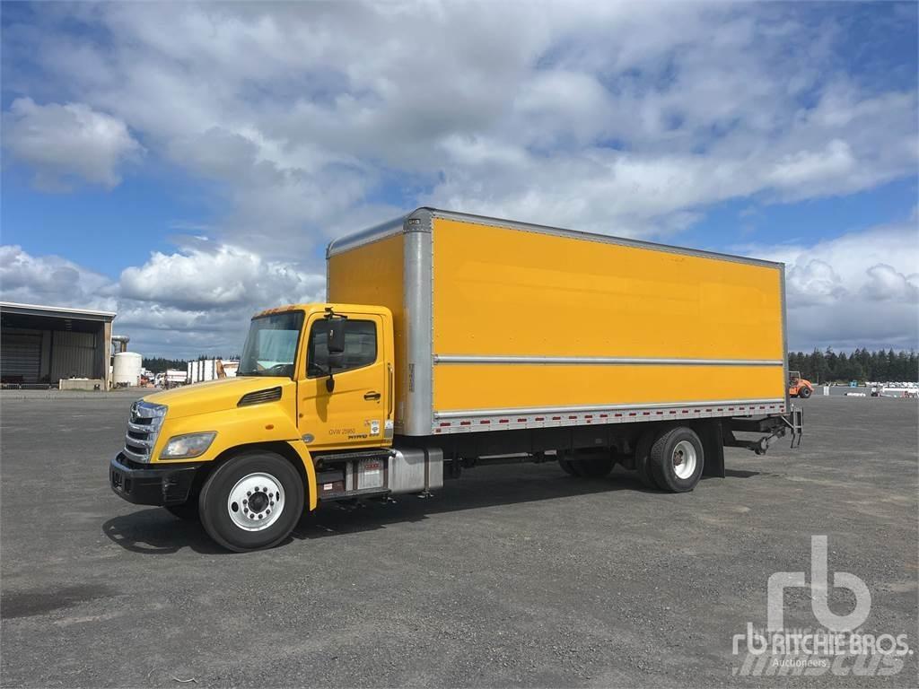 Hino 268 Изотермический фургон