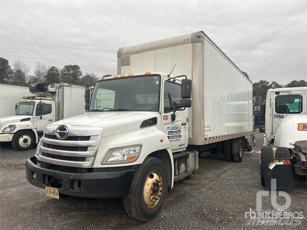 Hino 268 Изотермический фургон