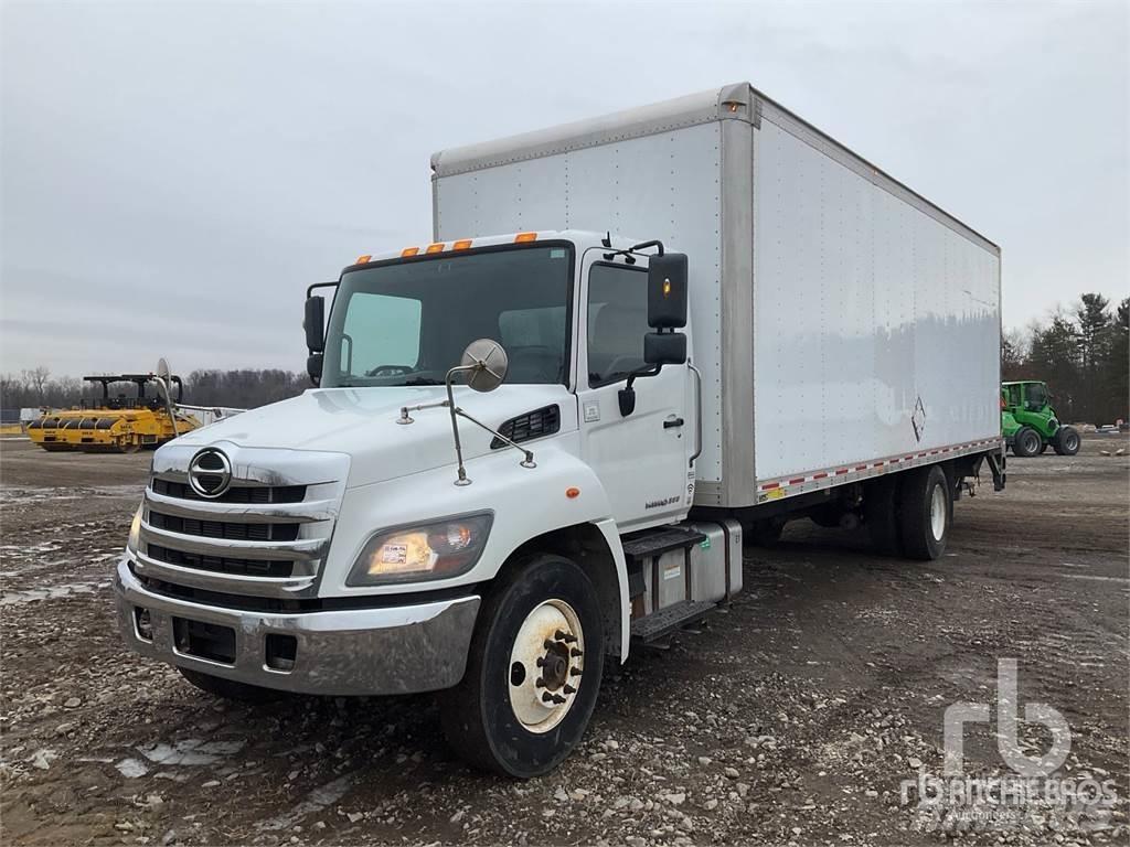 Hino 268 Изотермический фургон