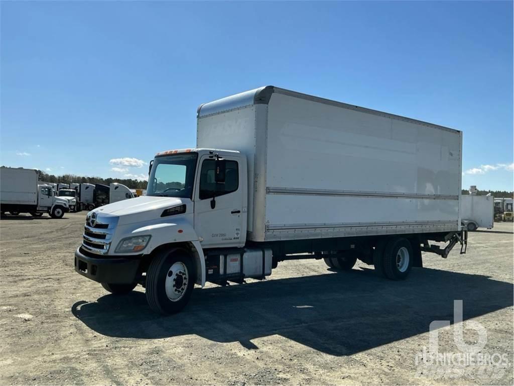 Hino 268 Изотермический фургон