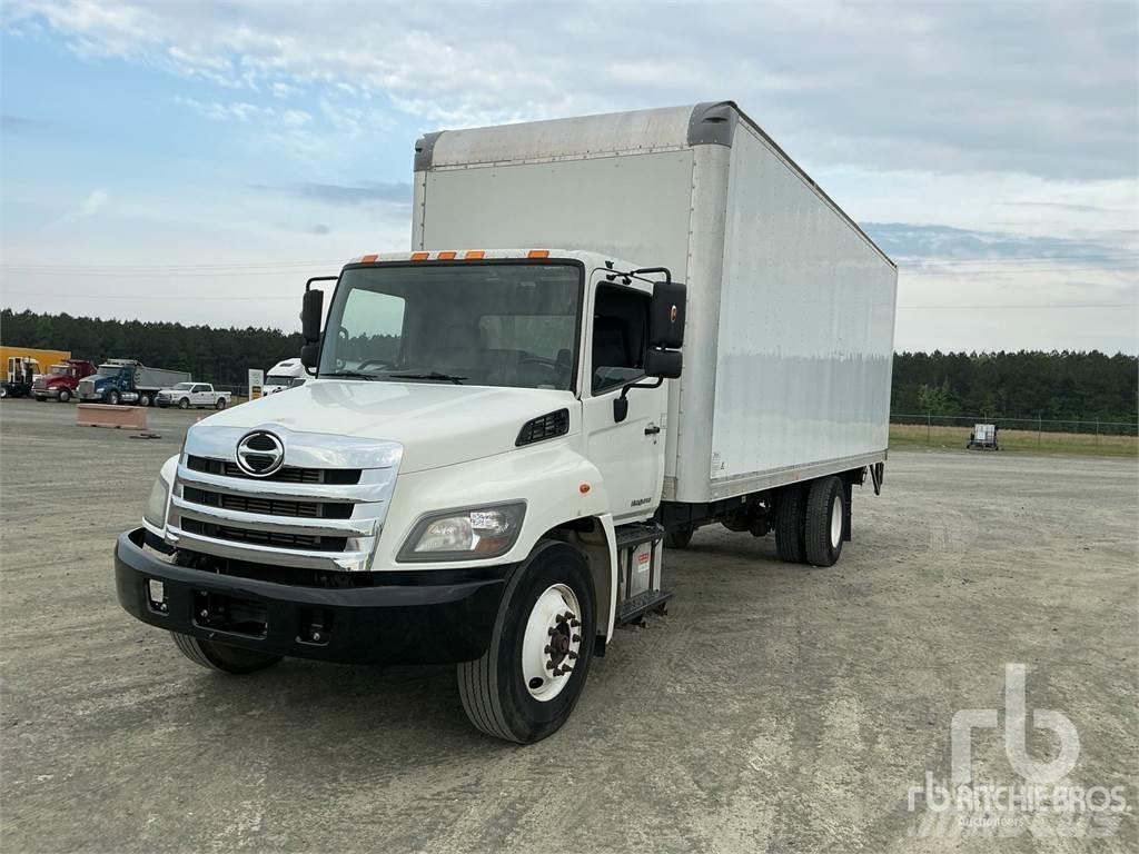 Hino 268 Изотермический фургон