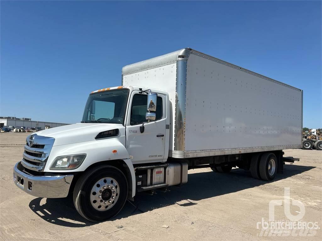 Hino 268 Изотермический фургон