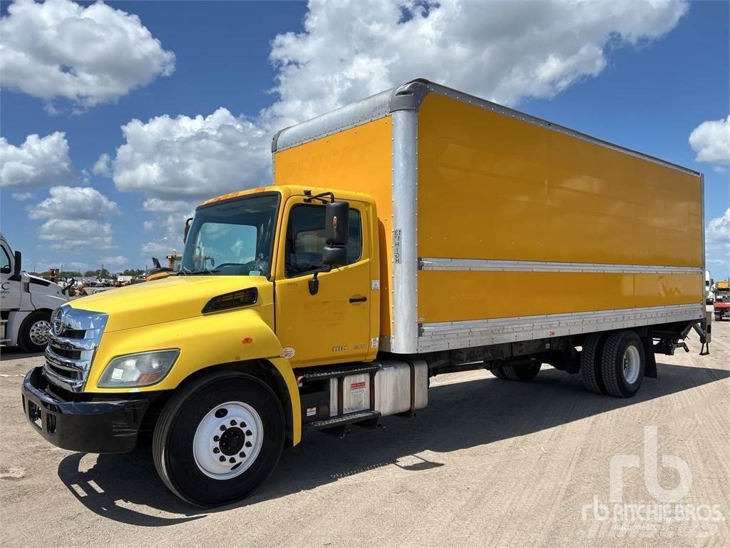 Hino 268 Изотермический фургон