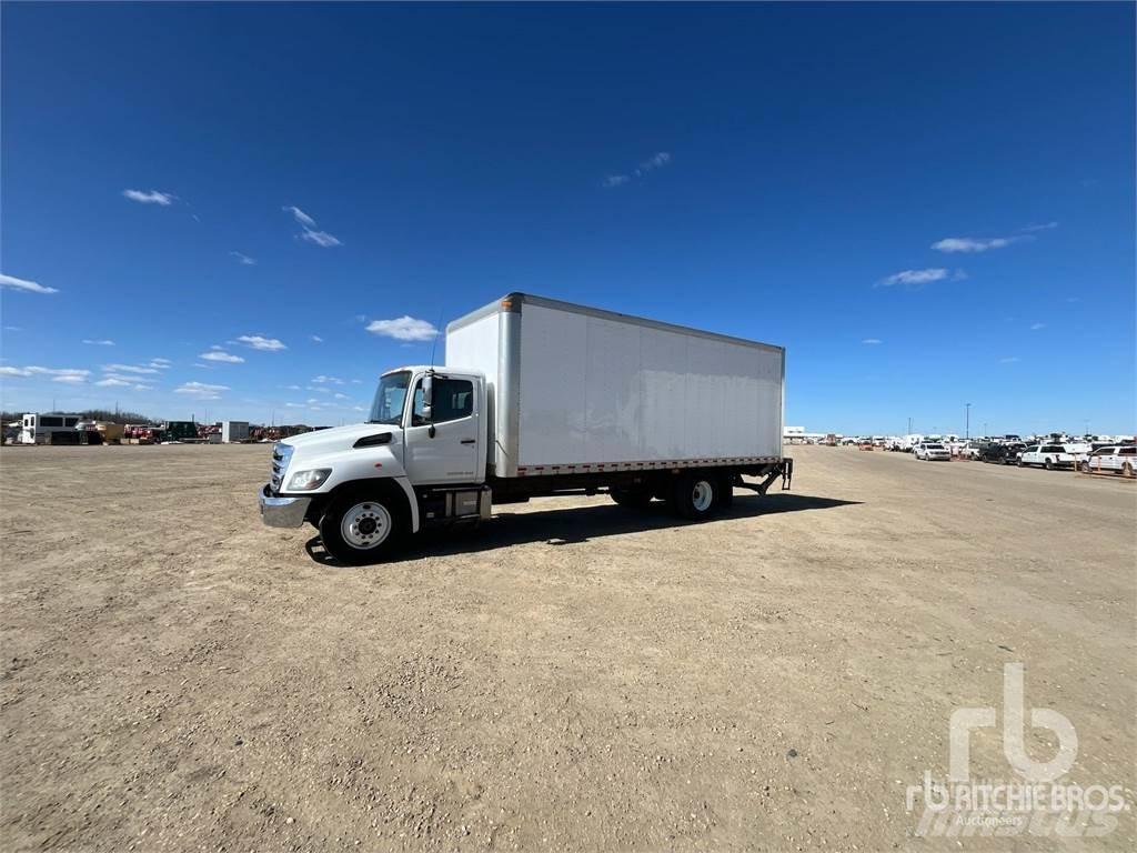 Hino 268 Изотермический фургон