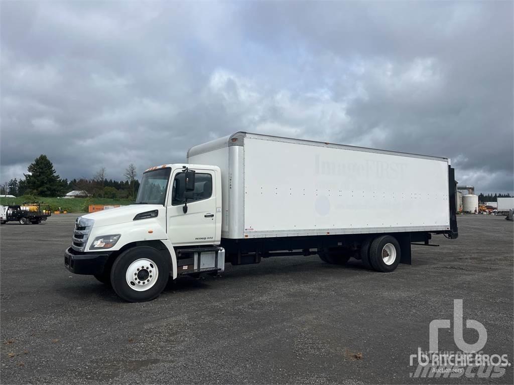 Hino 268 Изотермический фургон
