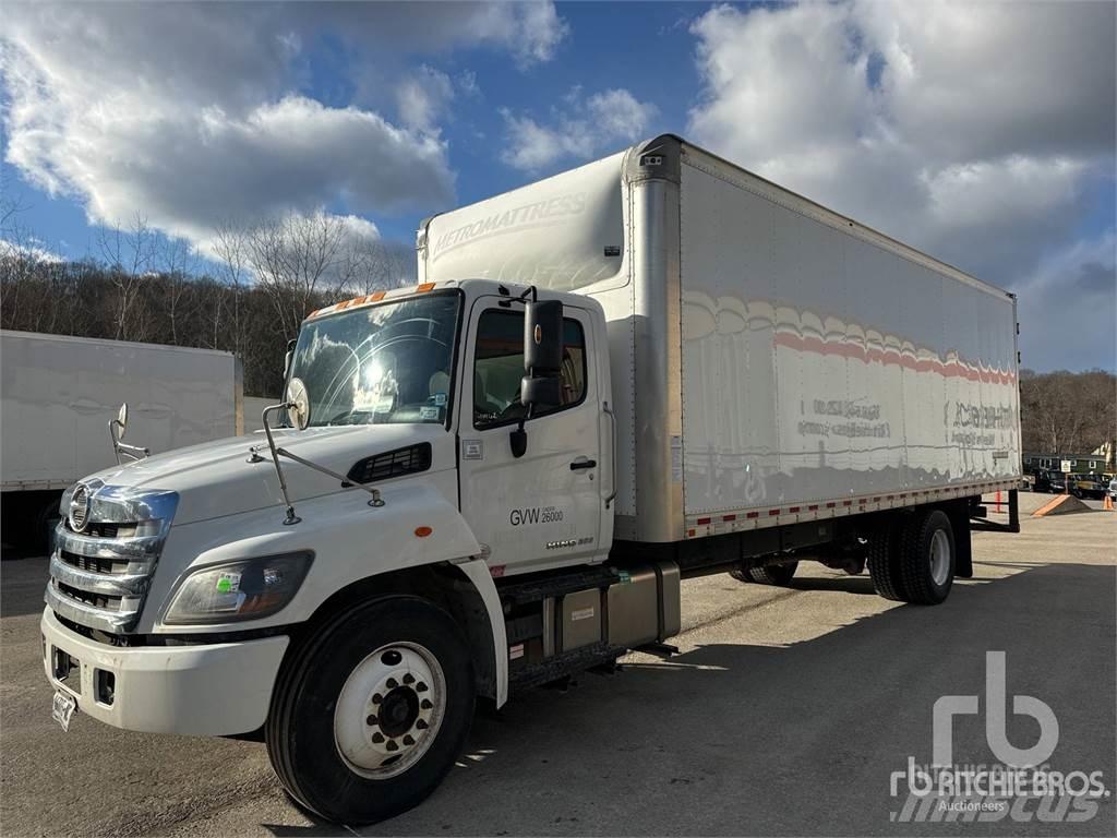 Hino 268 Изотермический фургон