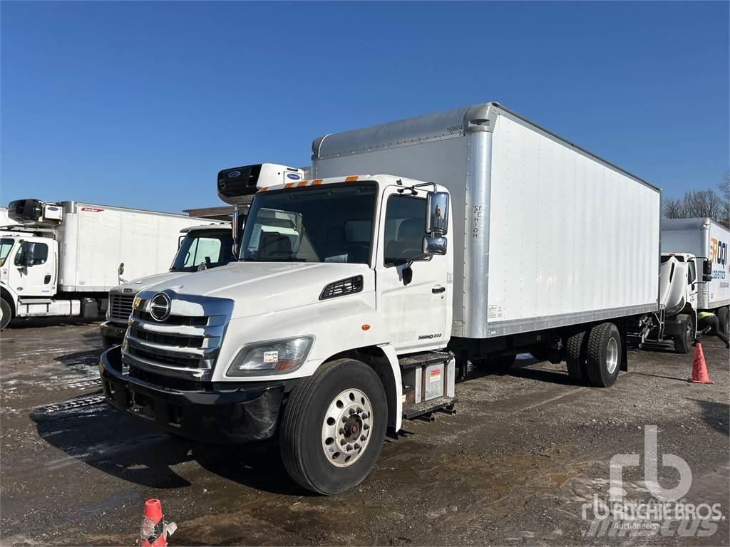 Hino 268 Изотермический фургон
