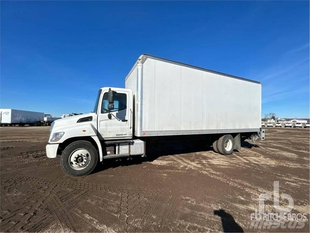 Hino 268 Изотермический фургон