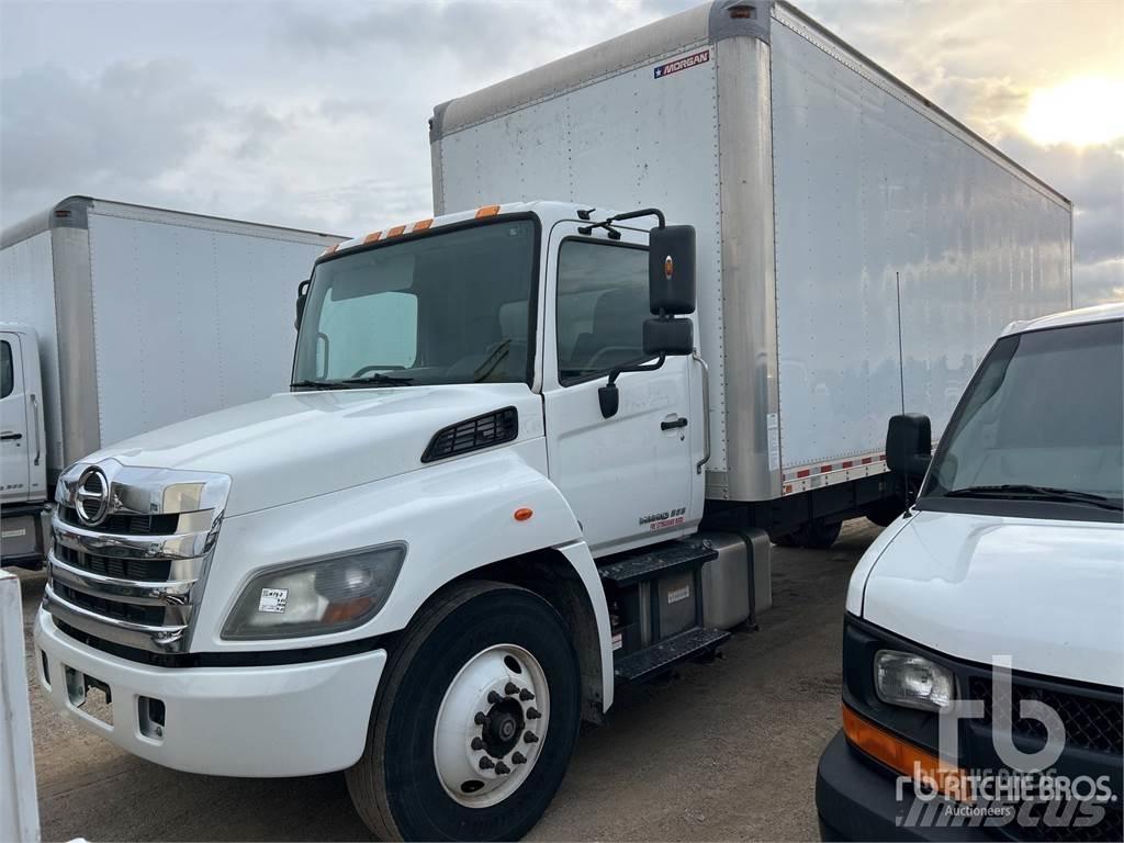 Hino 268 Изотермический фургон