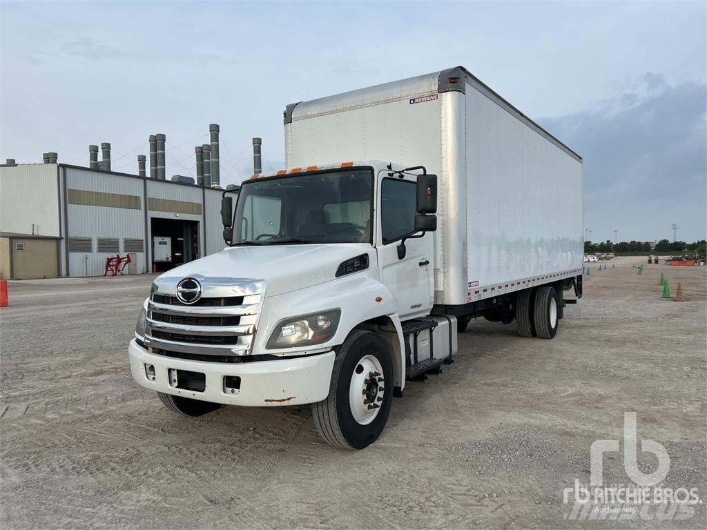 Hino 268 Изотермический фургон
